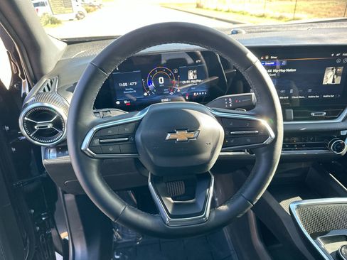 Used 2026 Chevrolet Equinox LT image 14