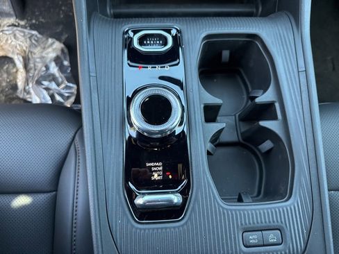 New 2026 Jeep Cherokee Limited AWD/4WD image 14