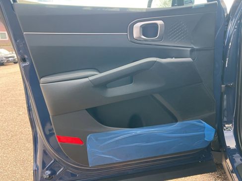 New 2026 Kia Sorento S w/ S Panoramic Sunroof Package image 7