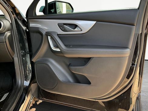 Used 2024 Chevrolet Blazer LT w/ Driver Confidence Package image 28