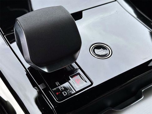 New 2026 Land Rover Range Rover Sport Dynamic SE image 25