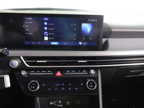 Used 2025 Hyundai Sonata SEL FWD image 45