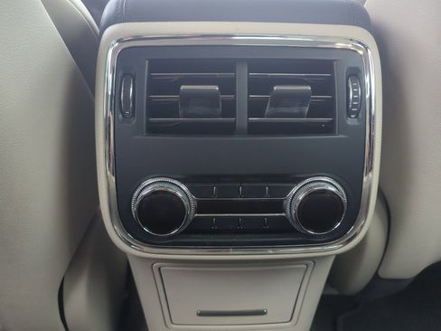 Used 2020 Lincoln Continental Reserve image 12