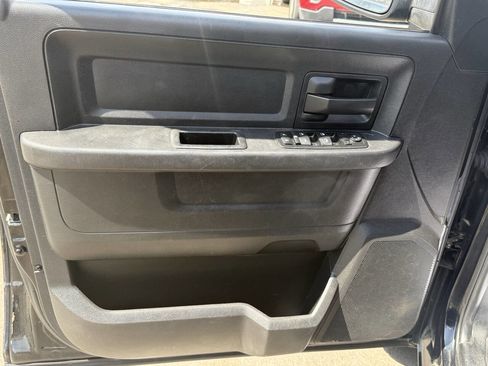 Used 2014 RAM 1500 Express w/ Black Ram 1500 Express Group image 8