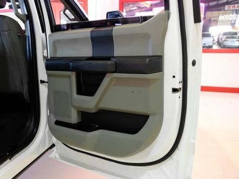 Used 2021 Ford F250 XL w/ STX Appearance Package image 41