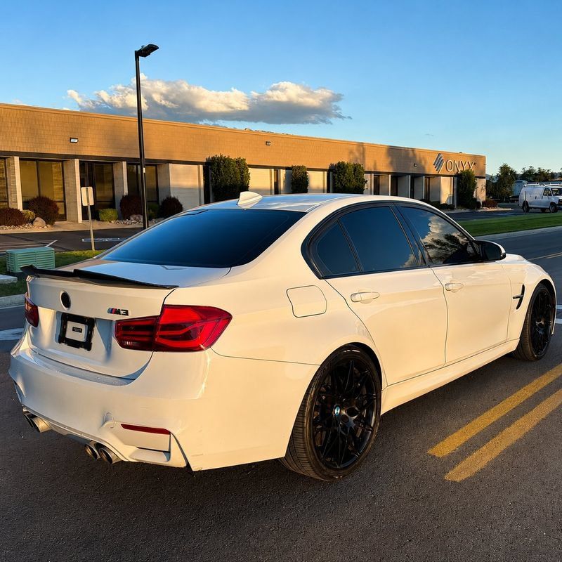 Used 2017 BMW M3 RWD image 5