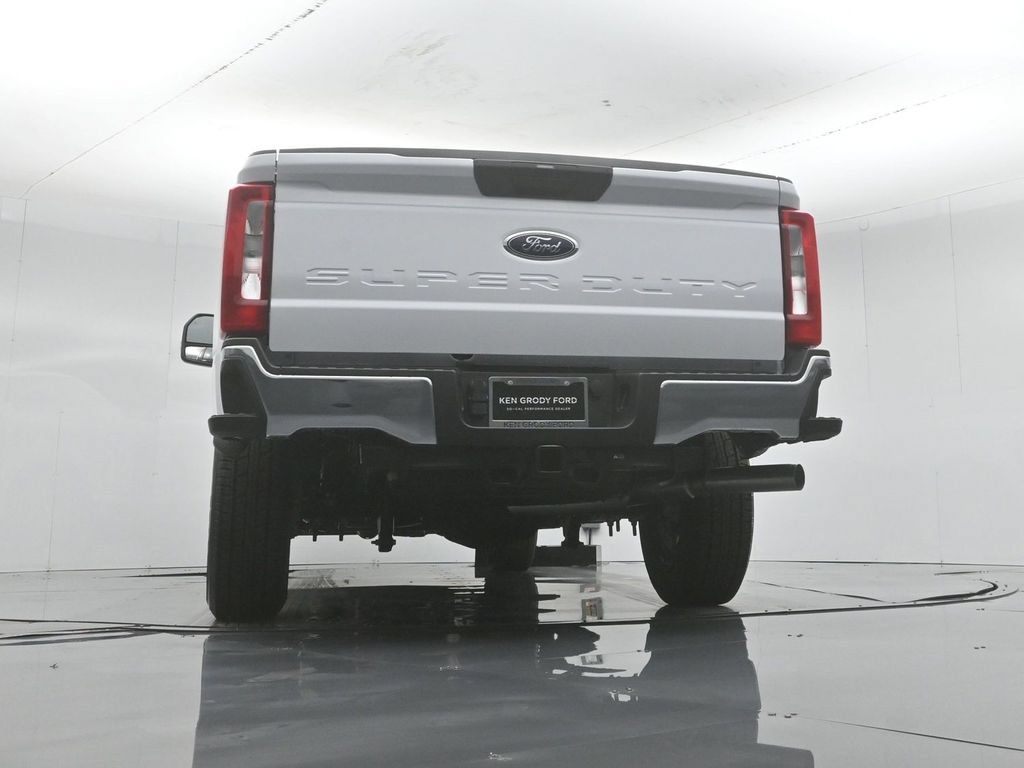New 2026 Ford F350 XL w/ XL Chrome Package RWD image 47