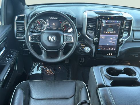 Used 2025 RAM 1500 Laramie AWD/4WD image 4