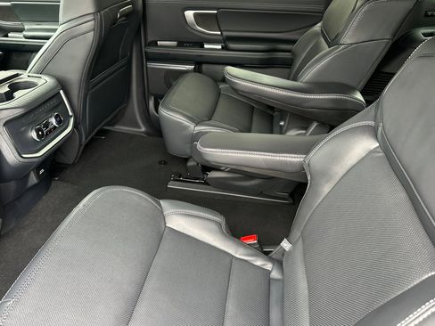 New 2025 Ford Expedition Max Platinum w/ Stealth Appearance Package image 12