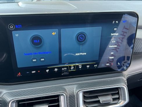 Used 2024 Ford Mustang Premium image 18