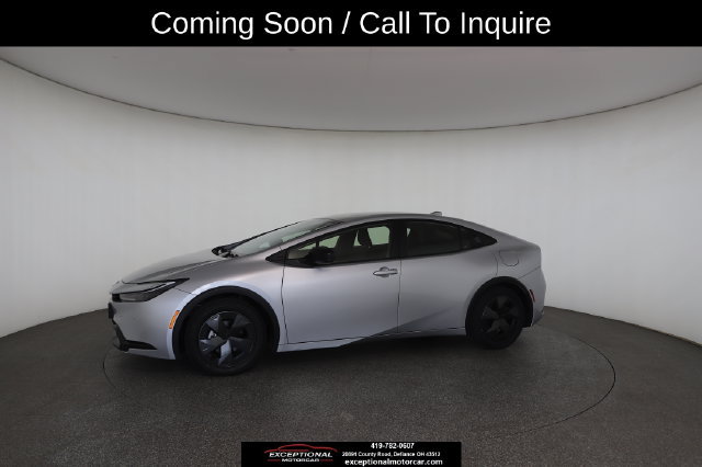 Used 2025 Toyota Prius LE FWD image 12