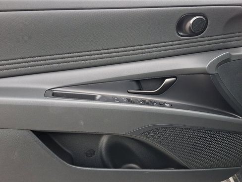 New 2026 Hyundai Elantra SEL Sport FWD image 10