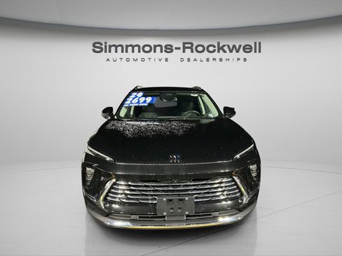 Used 2024 Buick Envision Preferred image 1