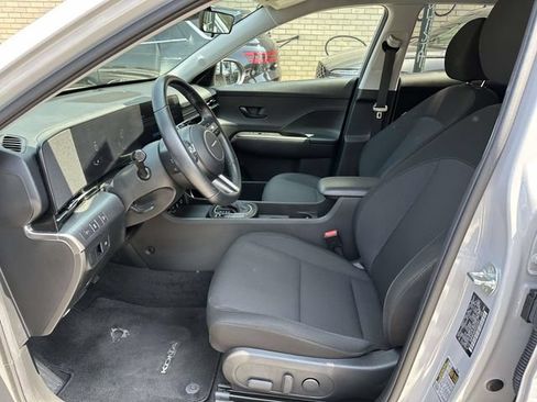 Used 2024 Hyundai Kona SEL AWD/4WD image 13