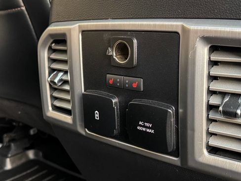 Used 2018 Ford F150 Platinum w/ Equipment Group 701A Luxury image 16