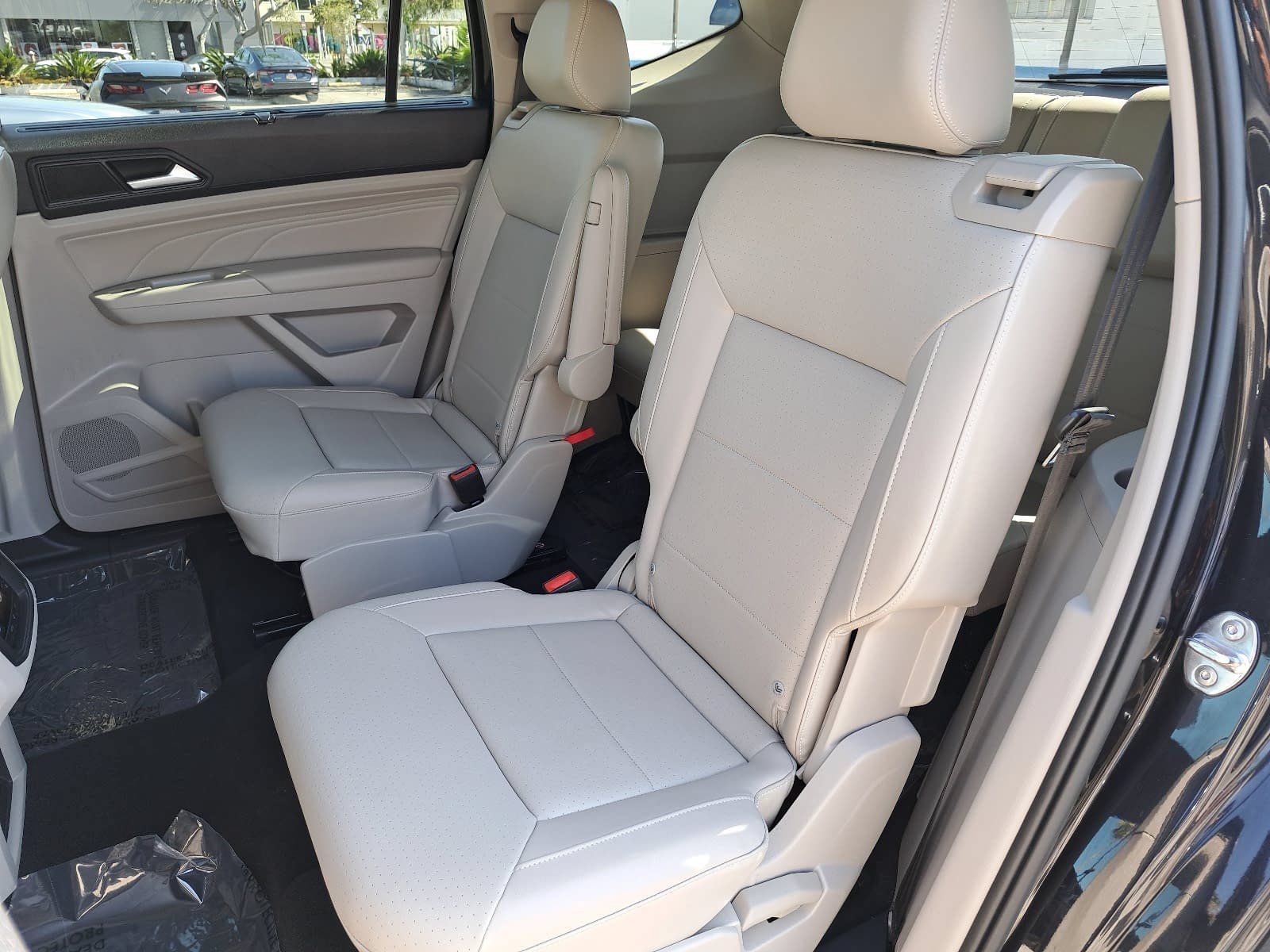 Used 2022 Volkswagen Atlas SEL AWD/4WD image 16