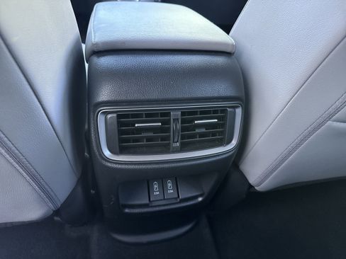 Used 2020 Honda CR-V Touring image 18