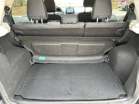 Used 2019 Ford EcoSport SE w/ SE Convenience Package image 18