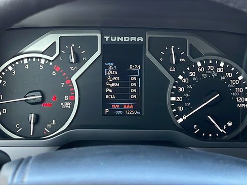 Used 2025 Toyota Tundra SR5 w/ SR5 Premium Package AWD/4WD image 20