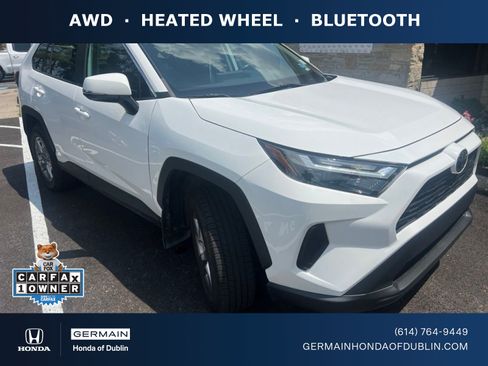 Used 2022 Toyota RAV4 XLE w/ XLE Grade Weather Package AWD/4WD image 1