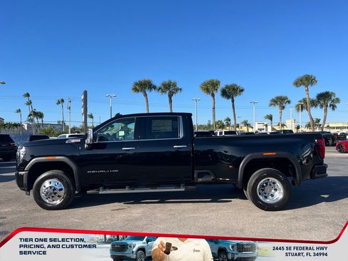 New 2026 GMC Sierra 3500 Denali w/ Technology Package image 4