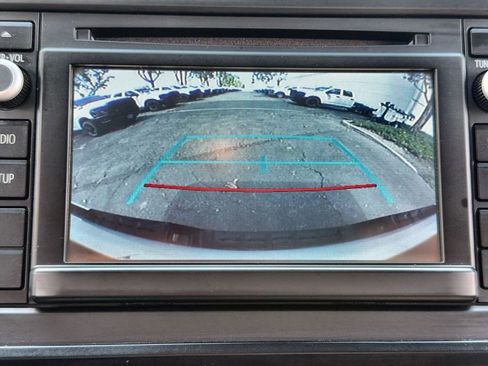 Used 2018 Toyota Tacoma SR w/ SR Convenience Package image 22