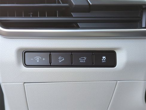 New 2025 Kia Telluride S image 33