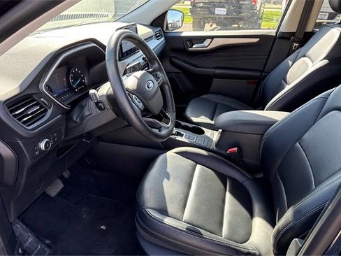 Used 2021 Ford Escape SEL image 9