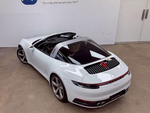 Used 2024 Porsche 911 Targa 4S w/ Premium Package image 22
