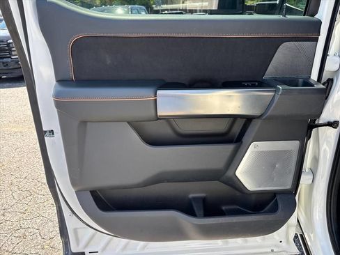 Used 2023 Ford F250 Platinum AWD/4WD image 18