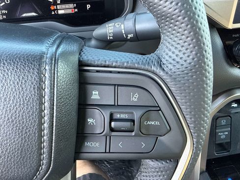 New 2026 Toyota Tundra Limited AWD/4WD image 22