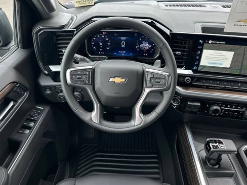 New 2026 Chevrolet Silverado 1500 LT w/ Safety Package AWD/4WD image 14