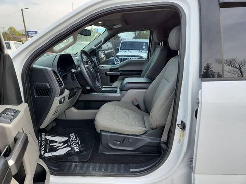 Used 2019 Ford F150 XLT w/ Equipment Group 302A Luxury image 16