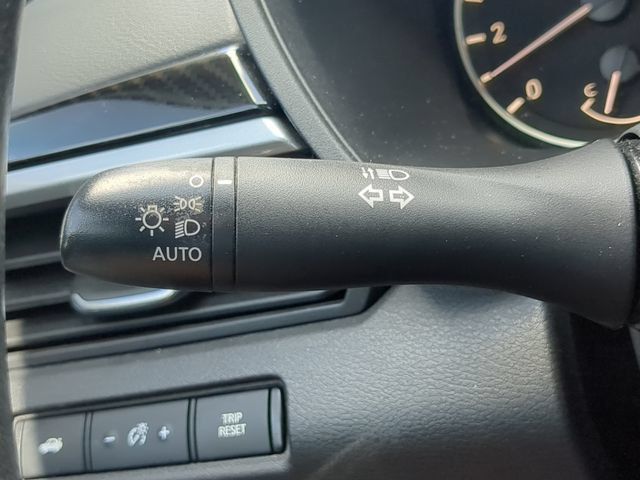 Used 2024 Nissan Altima 2.5 SR w/ SR Premium Package FWD image 30