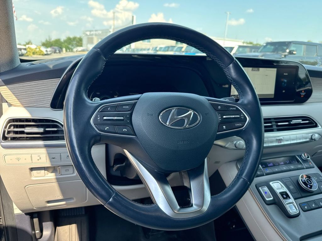 Used 2022 Hyundai Palisade Limited AWD/4WD image 11