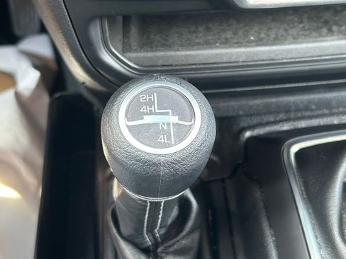 Used 2024 Jeep Gladiator Sport AWD/4WD image 26