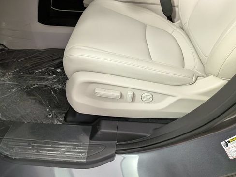 New 2026 Honda Odyssey EX-L image 17