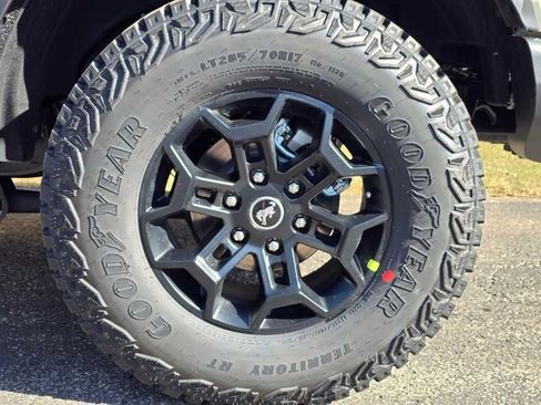New 2026 Ford Bronco Badlands AWD/4WD image 14