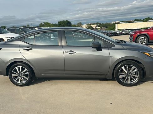 Used 2025 Nissan Versa SV FWD image 13