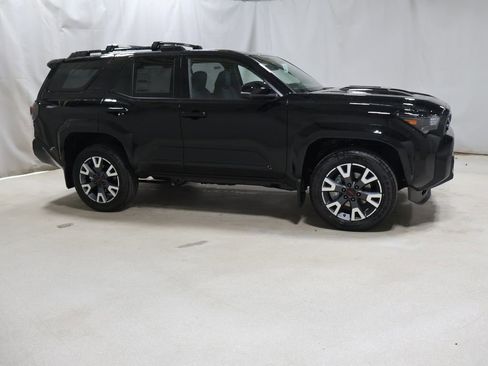 New 2026 Toyota 4Runner 4WD image 6