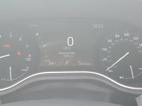 Used 2021 Toyota Avalon XLE w/ Moonroof Package FWD image 25