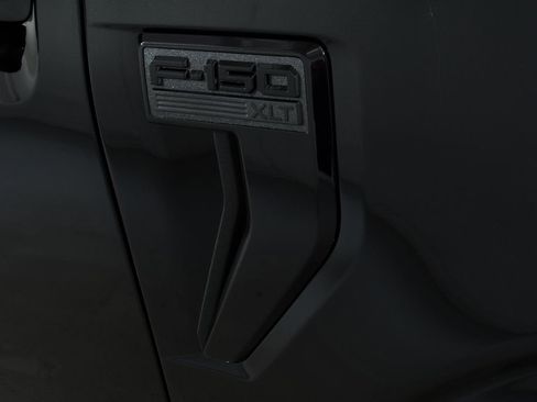 New 2025 Ford F150 XLT w/ Equipment Group 302A MID image 21