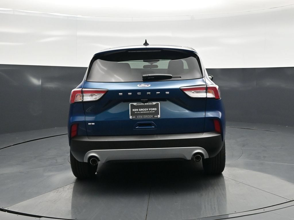 Certified 2020 Ford Escape SE FWD image 28