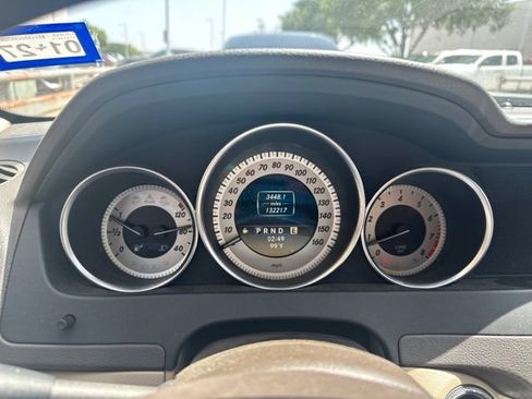 Used 2012 Mercedes-Benz C 300 4MATIC Sedan image 2
