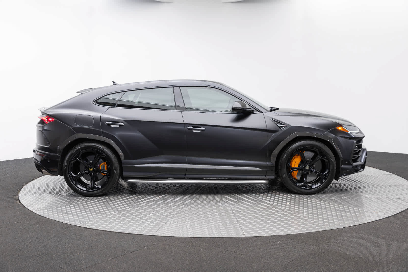 Used 2021 Lamborghini Urus AWD/4WD image 56
