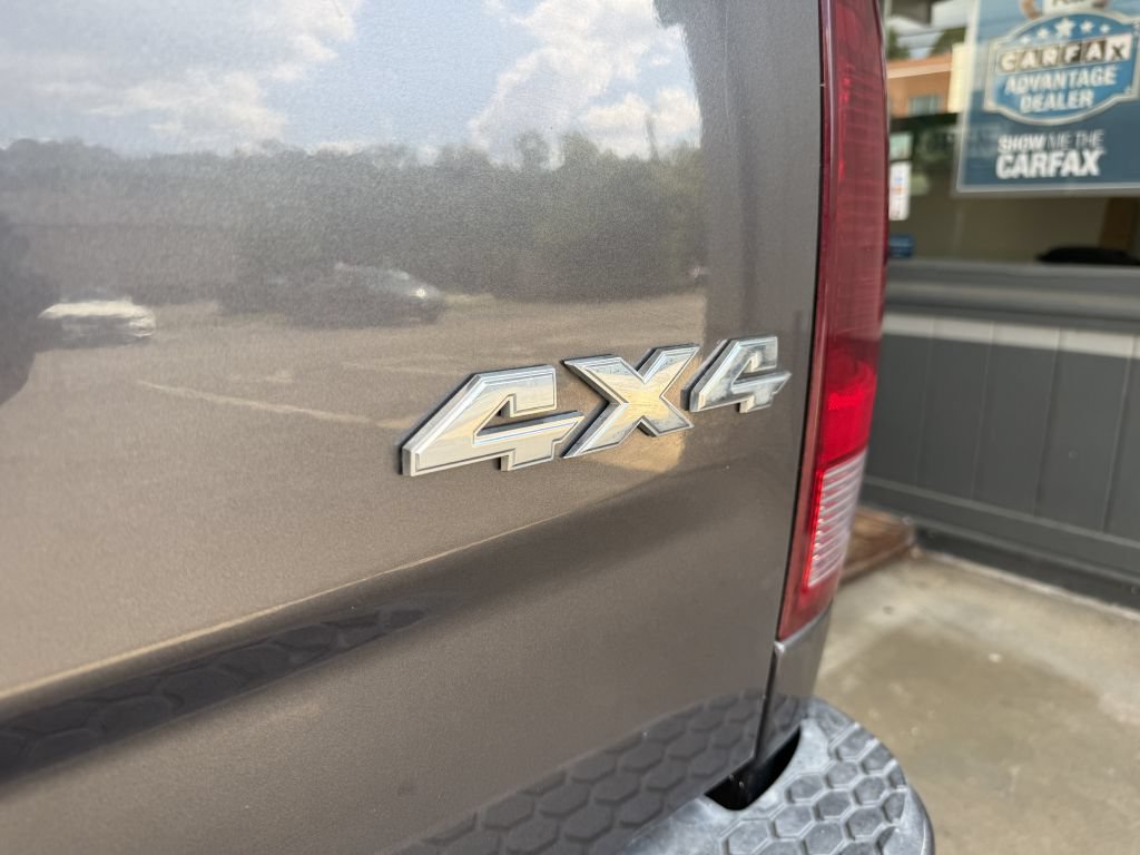 Used 2014 RAM 1500 Express AWD/4WD image 21
