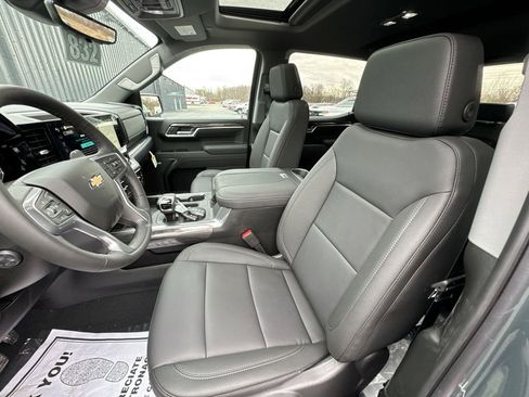 New 2026 Chevrolet Silverado 1500 LTZ w/ LTZ Premium Package image 11