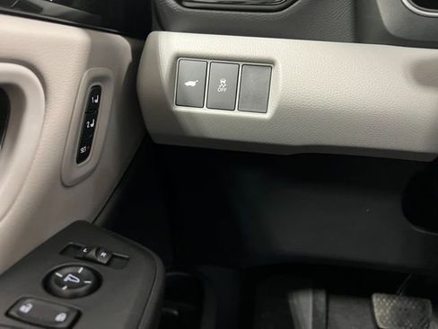 New 2025 Honda Pilot EX-L image 13