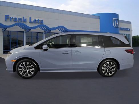 New 2026 Honda Odyssey Elite image 2