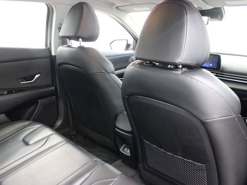 Used 2024 Hyundai Elantra Limited FWD image 22